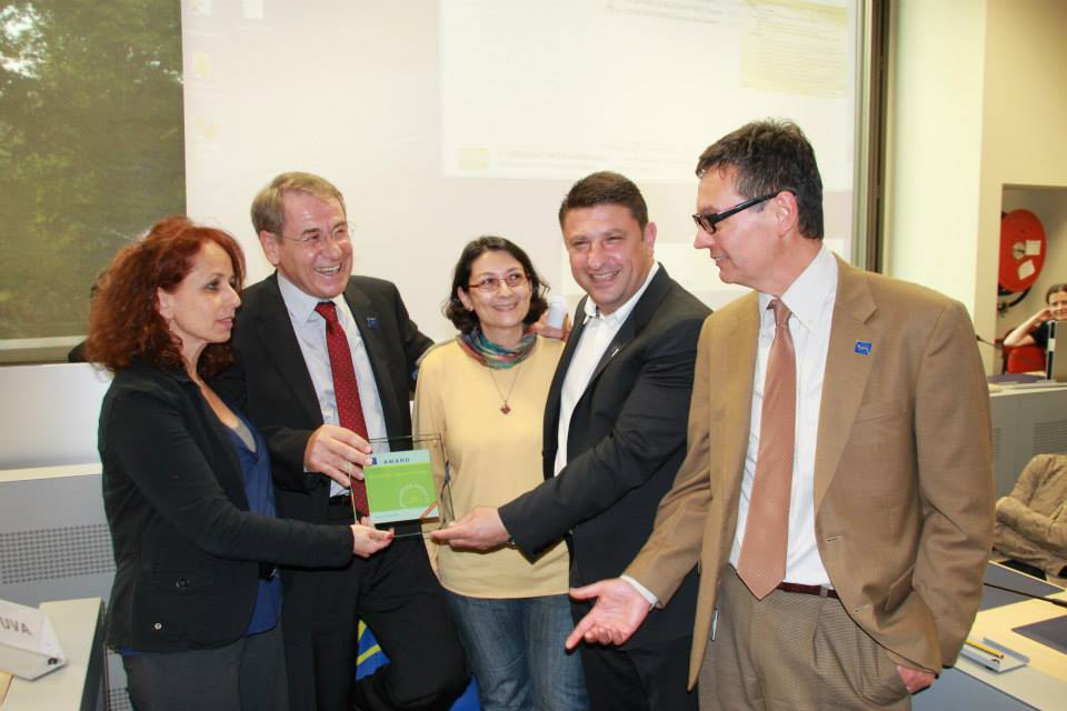 Βράβευση του ΣΠΑΥ από ΕΕ για το πρόγραμμα AMIBIO για τον Υμηττό spay vraveusi