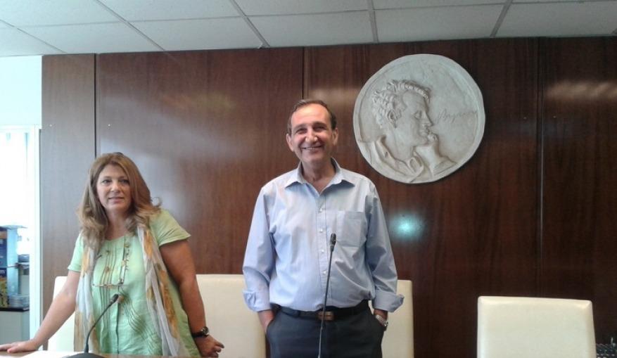 Συνάντηση του Δημάρχου Βύρωνα Άκη Κατωπόδη με τους εργαζόμενους του Δήμου 4 katopodis w4542