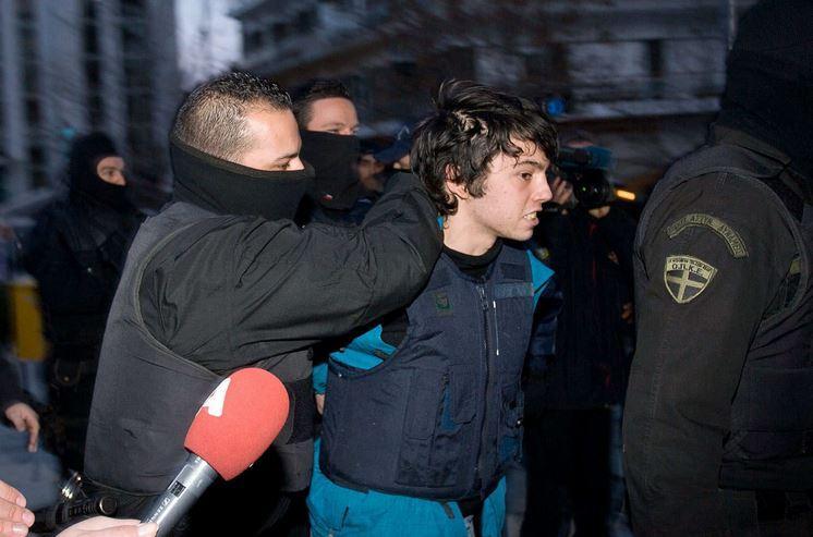 Ψήφισμα αλληλεγγύης στον Νίκο Ρωμανό από το Σωματείο Εργαζομένων Δ.Β. nikos romanos