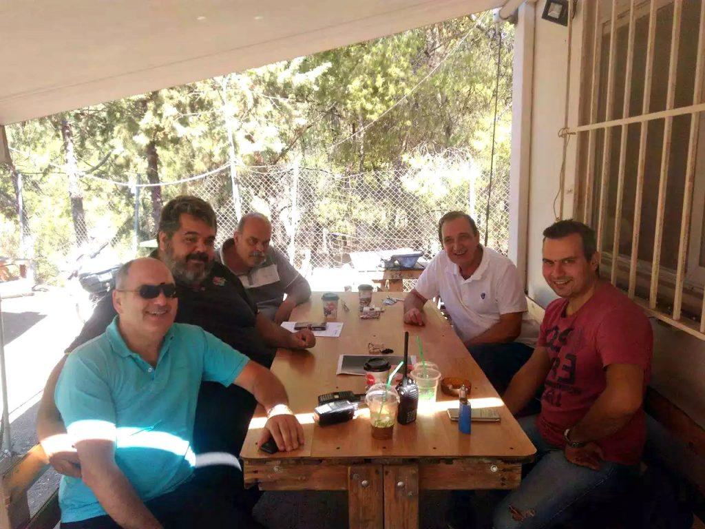 Συνάντηση του Δημάρχου με την Ομάδα Άμεσης Επέμβασης Βύρωνα 1 omada amesis epembasis