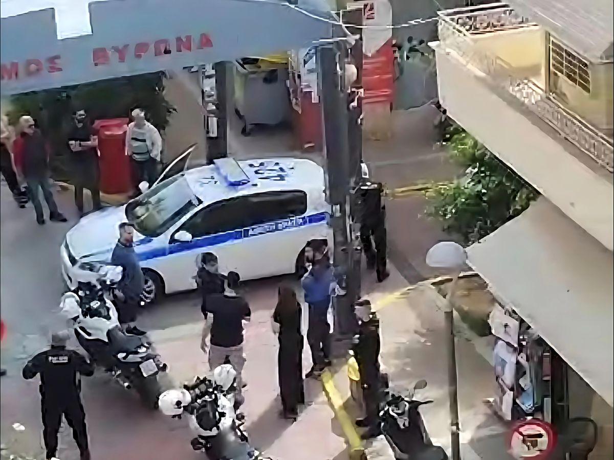 Απειλή με μαχαίρι σε κατάστημα στο Βύρωνα για μια κλήση τροχαίας epithesi maxairi vironas