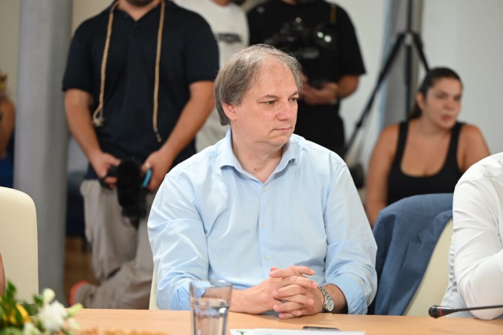 «Πράσινες Ανάσες» στον Βύρωνα: Νέα εποχή για τα Θέατρα Βράχων και τον Λόφο Κοπανά 2 787856133 1383911593879180 8308403747833868931 n