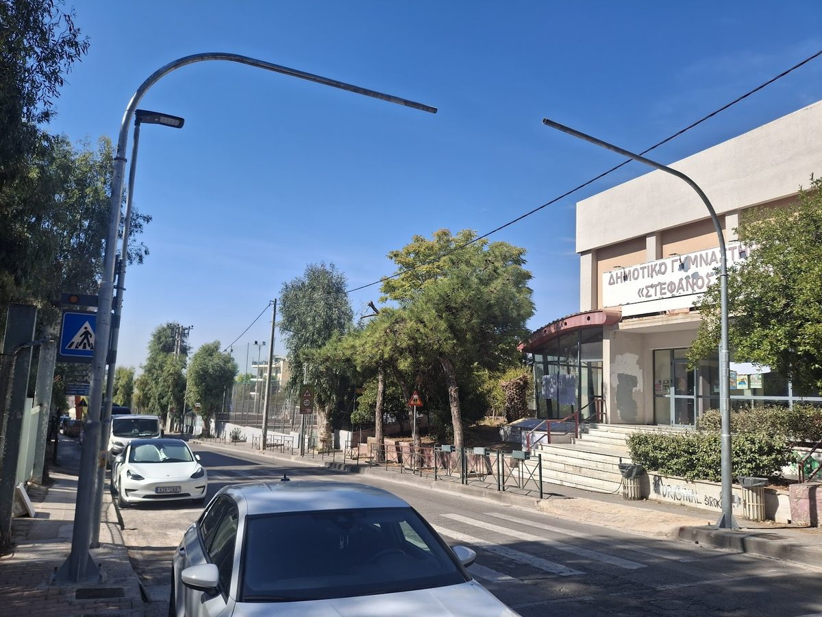 Γυναίκα τραυματίστηκε θανάσιμα από μοτοσικλέτα σε διάβαση στην Αρχιεπισκόπου Χρυσοστόμου 2 Το σημείο μπροστά στο Δημοτικό Γυμναστήριο Βύρωνα όπου προβλέπεται να τοποθετηθεί φωτεινός σηματοδότης